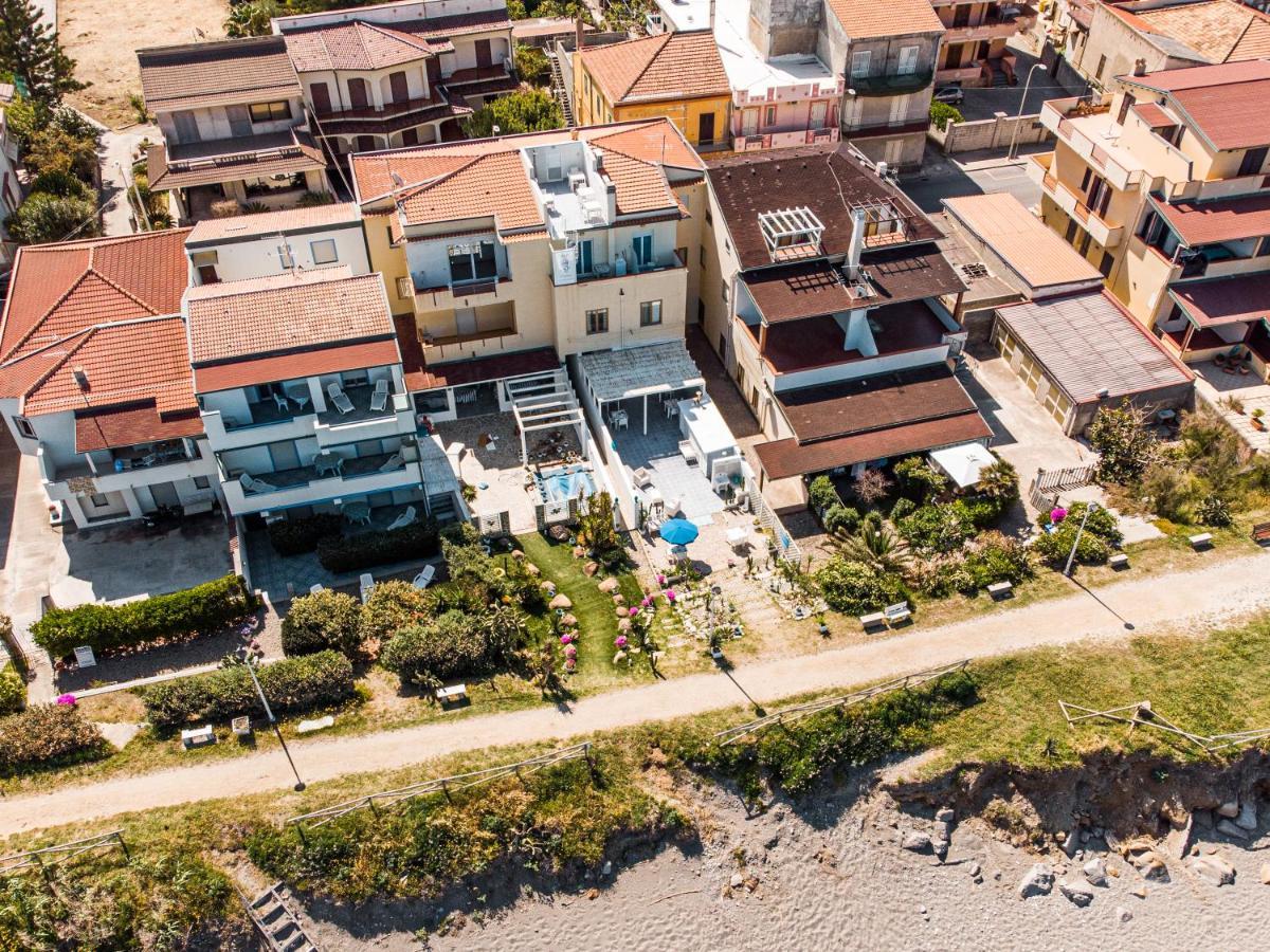 B&B Stella Marina Capo d'Orlando Luaran gambar